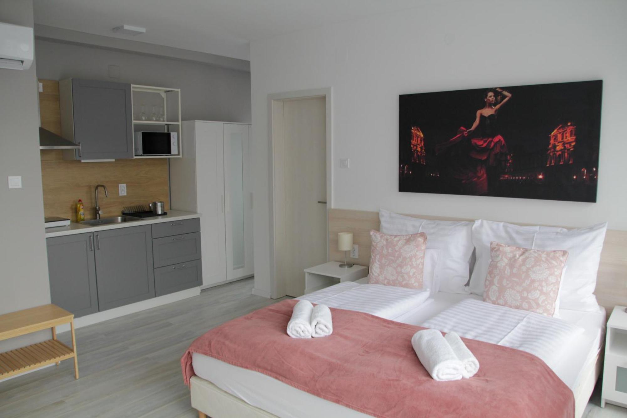 ****Heviz Springs Apartments Eksteriør bilde